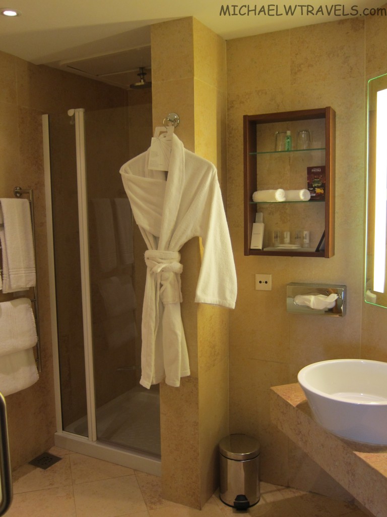 http://michaelwtravels.boardingarea.com/2014/05/hotel-review-le-meridien-st-julians-malta/image6-2/#sthash.s9ieYuTt.dpbs